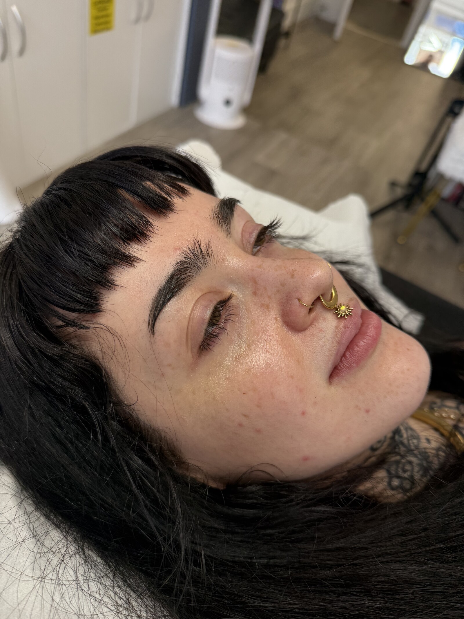 Natural-lash result from Elite Cosmetics